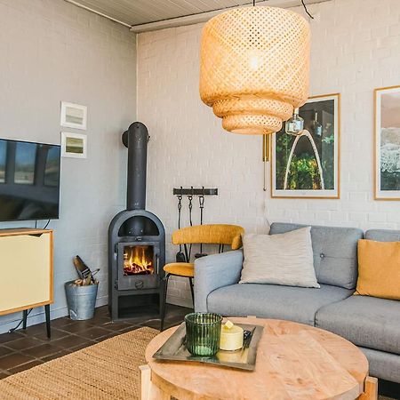 5 Person Holiday Home In Henne 亨讷斯特兰德 外观 照片