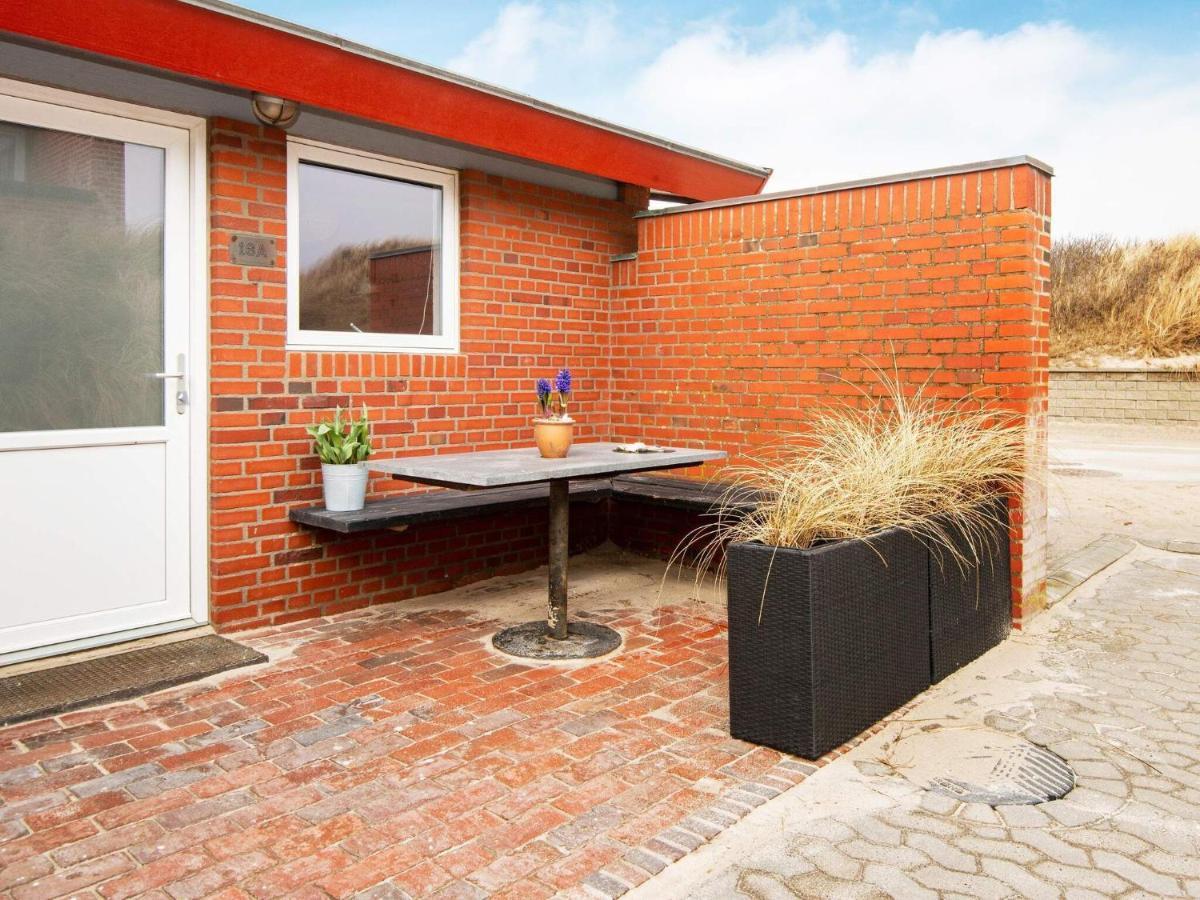 5 Person Holiday Home In Henne 亨讷斯特兰德 外观 照片